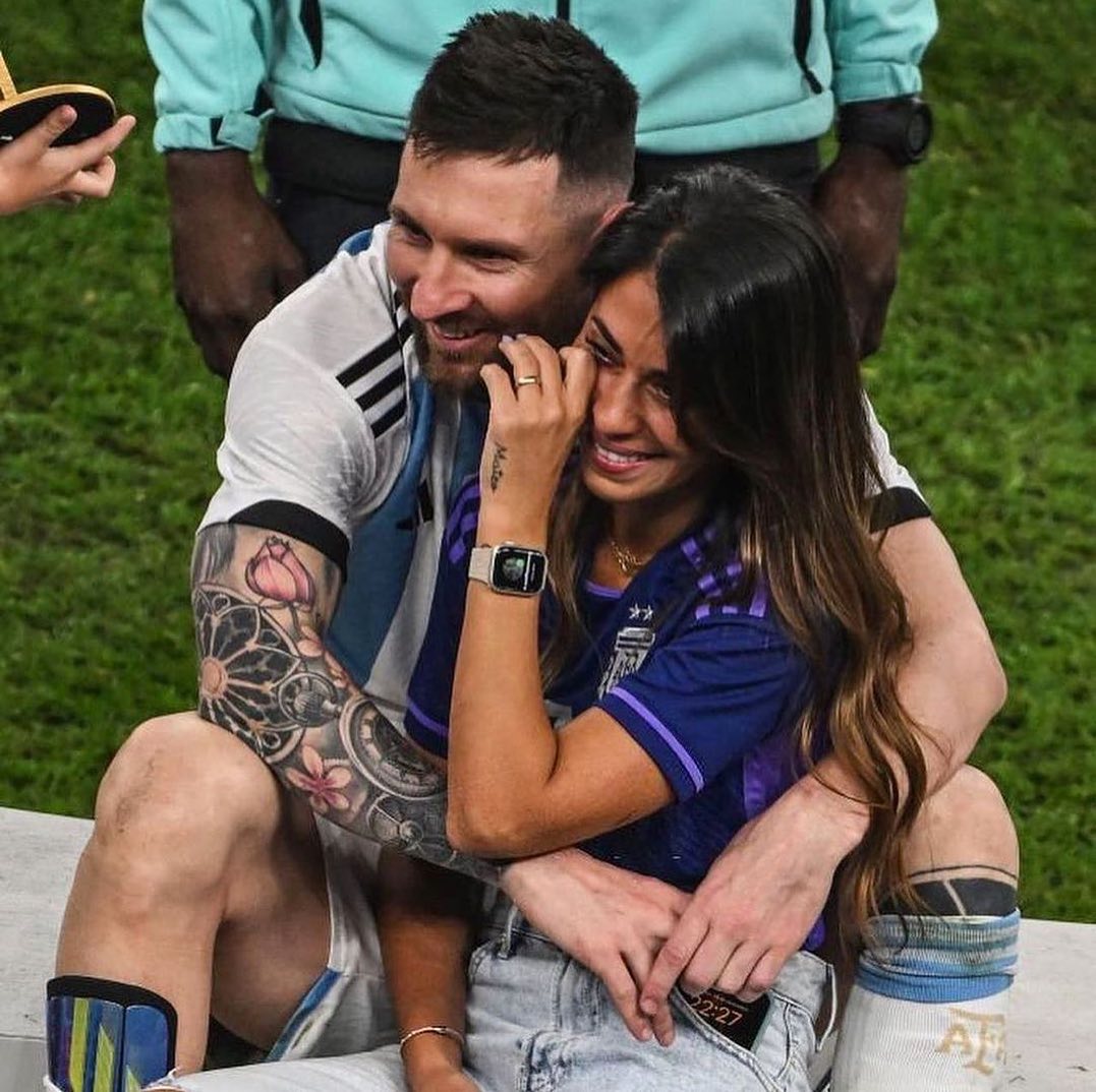 lionel-messi-and-antonella-roccuzzo-met-while-they-were-9-years-old-through-roccuzzos-cousin-1765263219. M (2).jpg